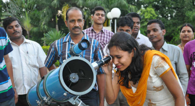 Telescope at Pathani Samanta Planetarium